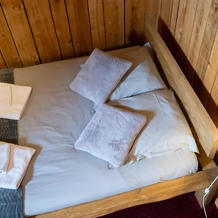 Les Du Thorens Aparthotel