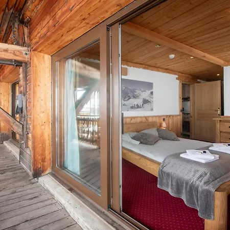 Les Du Thorens Aparthotel 4*