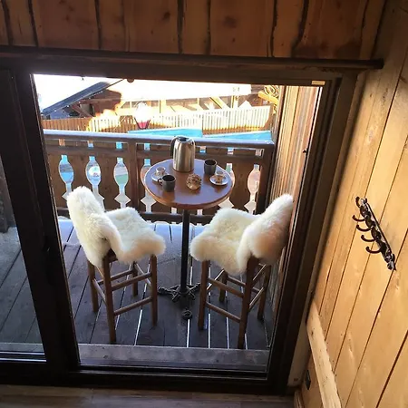 Aparthotel Les Du Thorens 4*